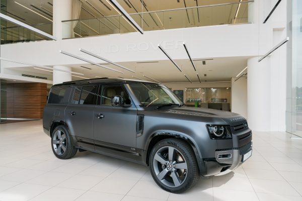 Defender V8 Kini Di Malaysia: Gabungan Kuasa dan Gaya oleh Jaguar Land Rover
